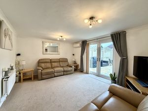 Living Room- click for photo gallery